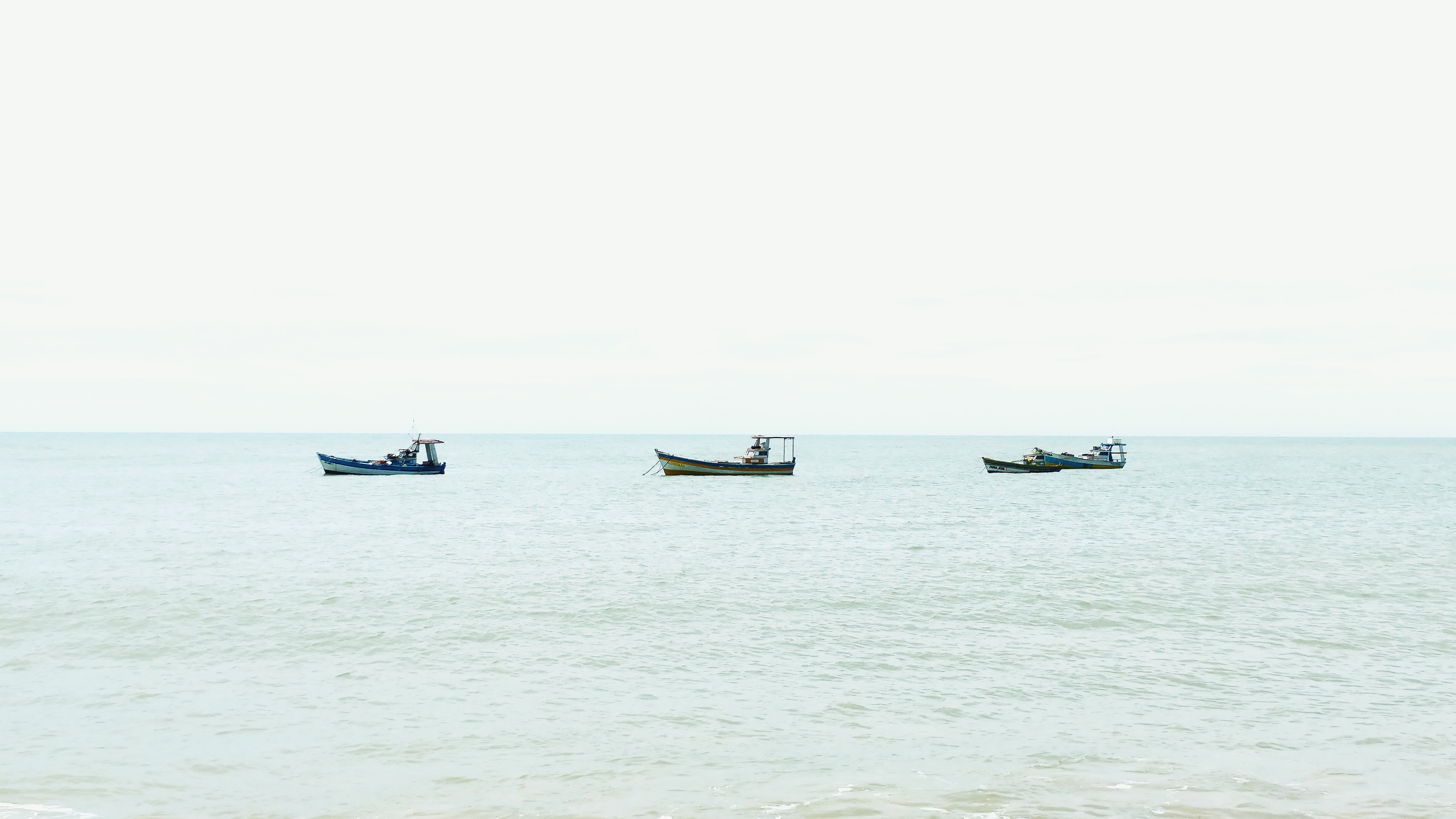 Lucas silva' pinherio's photo of 3 fishing boats in mexico